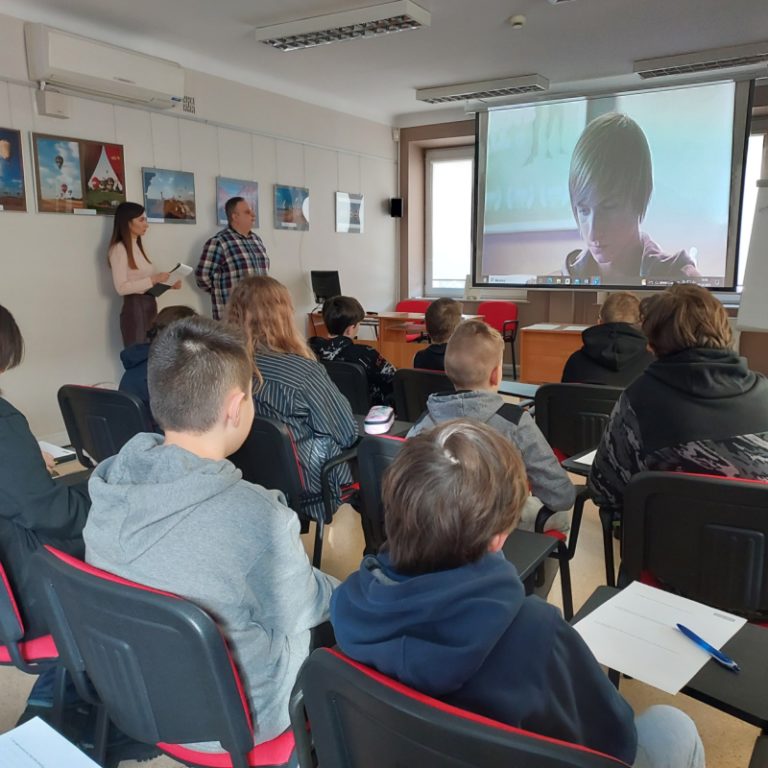 Dzień Bezpiecznego Internetu w Bibliotece